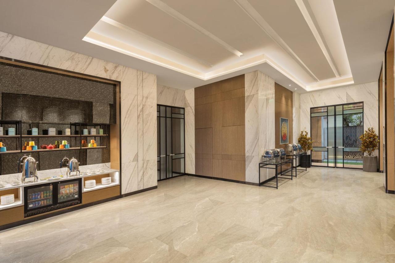 Hotel Fairfield By Marriott Mumbai International Airport Exterior foto